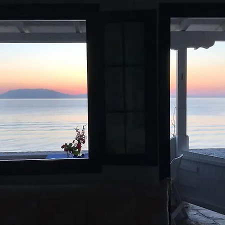 House On The In Fourka Chalkidiki! * Skála Foúrkas