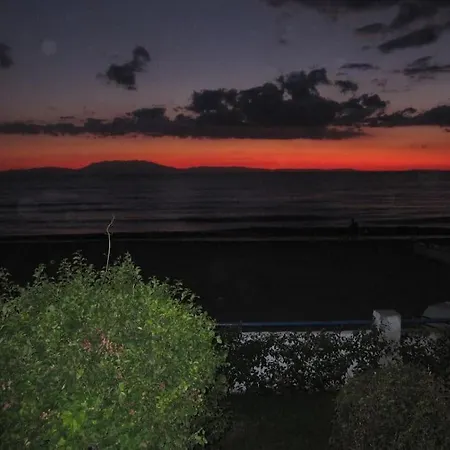 House On The In Fourka Chalkidiki! 別荘 *